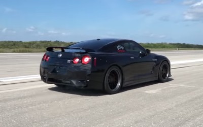 “Γίνε” ο οδηγός ενός GT-R και φτάσε τα 378 km/h (video)