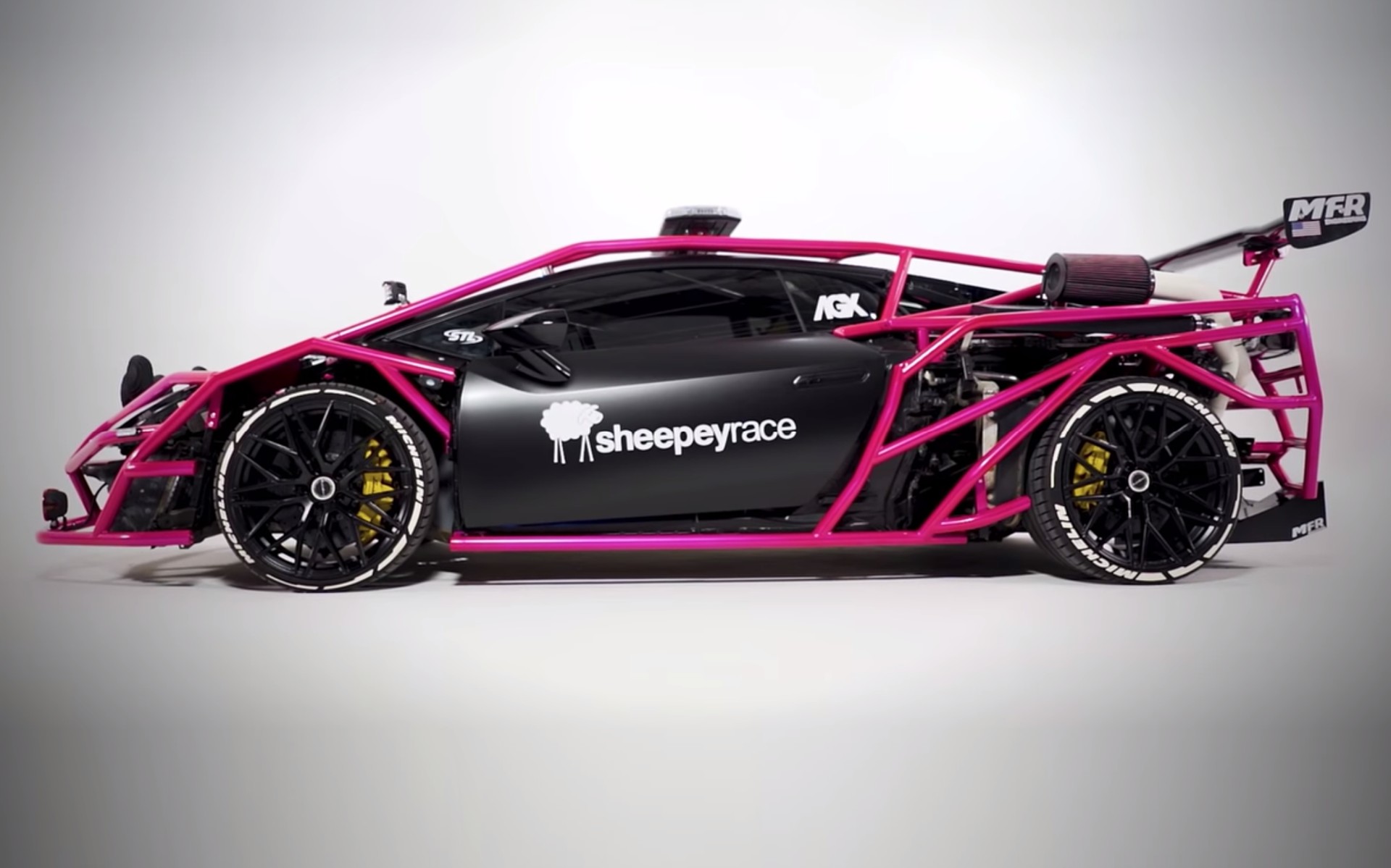 Μια Huracan για off-road! Την 