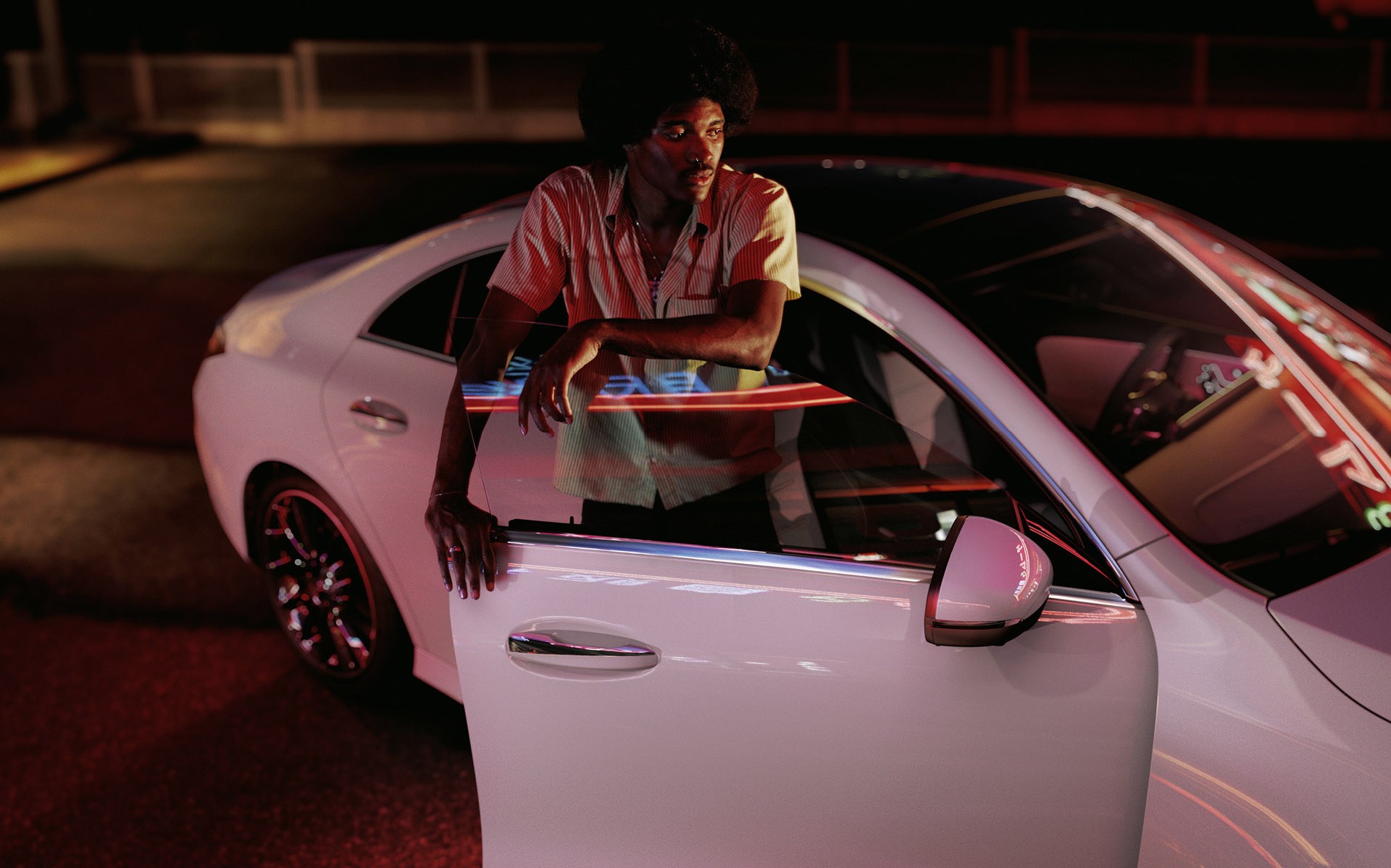 Mercedes-Benz CLA: Ακολούθησε τους κανόνες σου (vid)