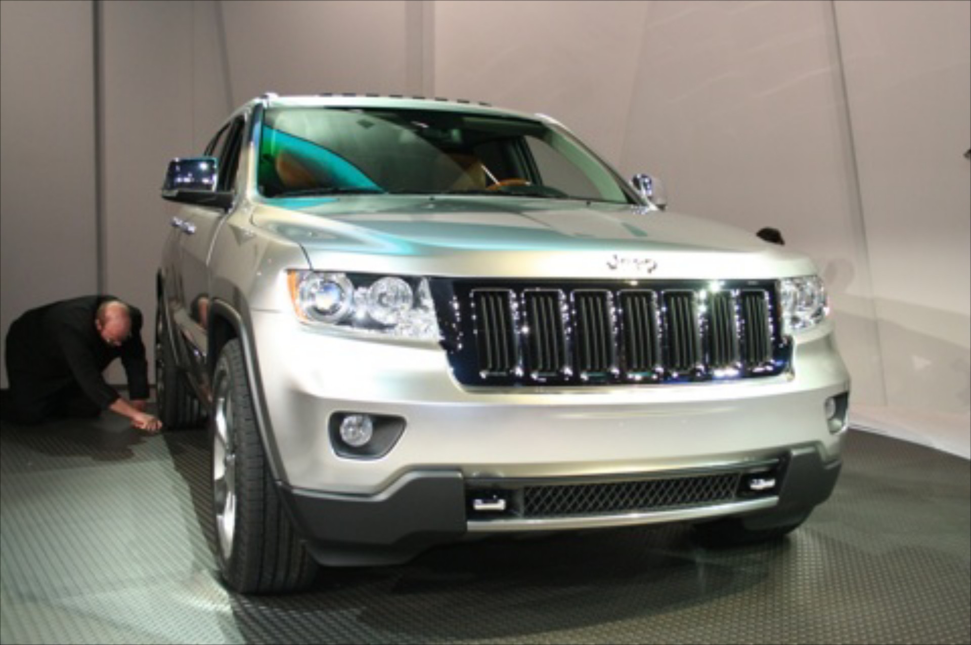 Ανάκληση 40.000 αυτοκινήτων Chrysler-Jeep