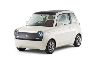 Η Honda δεν μπαίνει στην… πρίζα