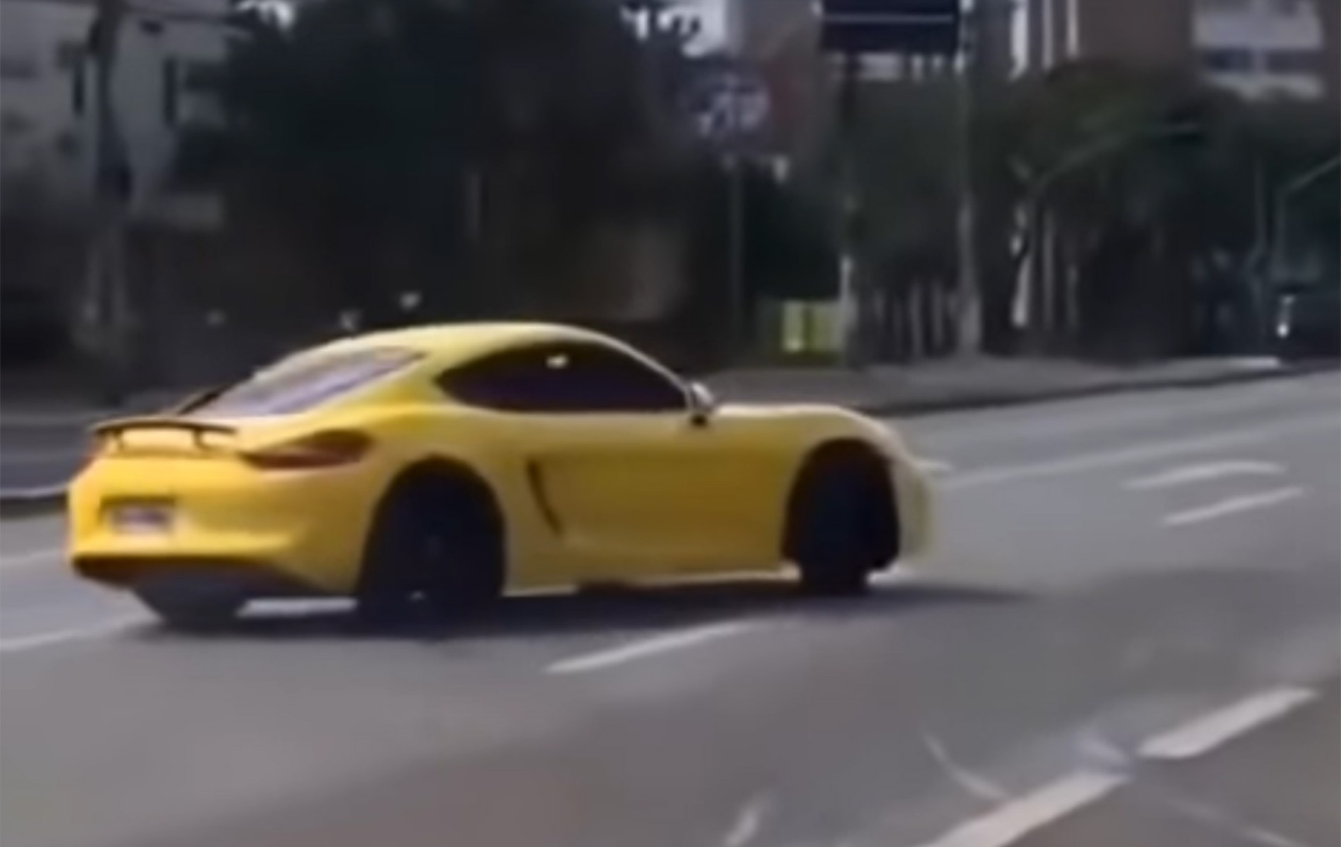 Porsche Cayman S 