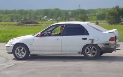 Έκανε 11 km με τραβηγμένο χειρόφρενο (video)