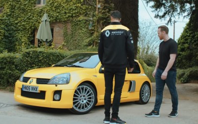 Ο Daniel Ricciardo οδηγεί ένα Renault Clio V6 και “εκθέτει” τον Verstappen (vid)