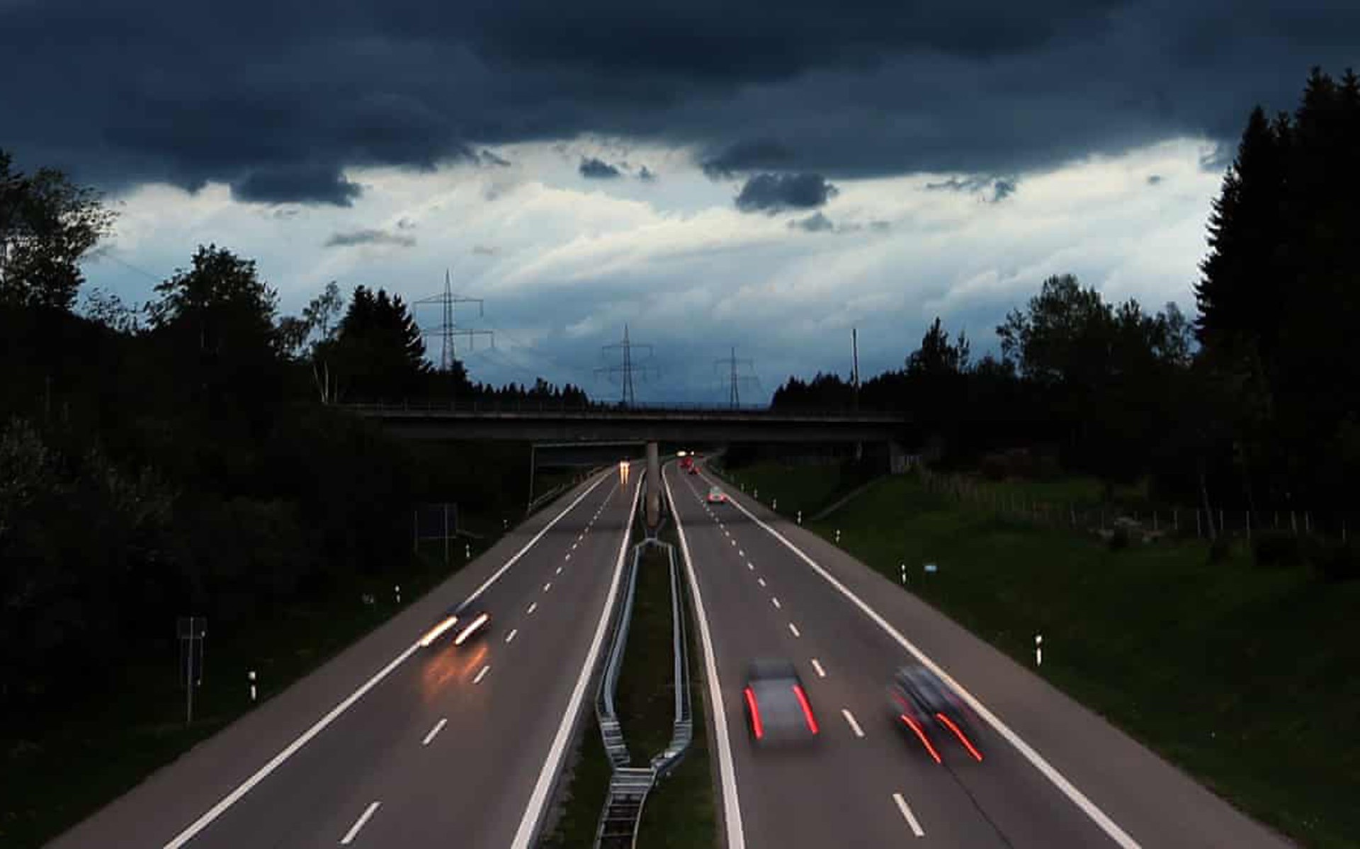 8χρονος πήρε το Volkswagen των γονιών του και ανέπτυξε ταχύτητα 140 km/h