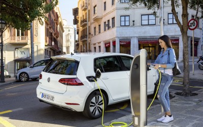 Τα Audi e-tron, Volkswagen e-Golf και e-up! στη ΔΕΘ!