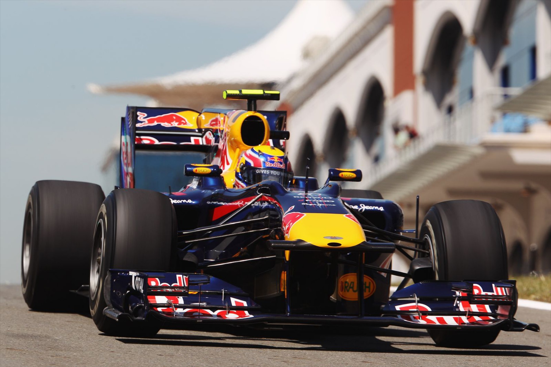 Στην Pole Position o Webber