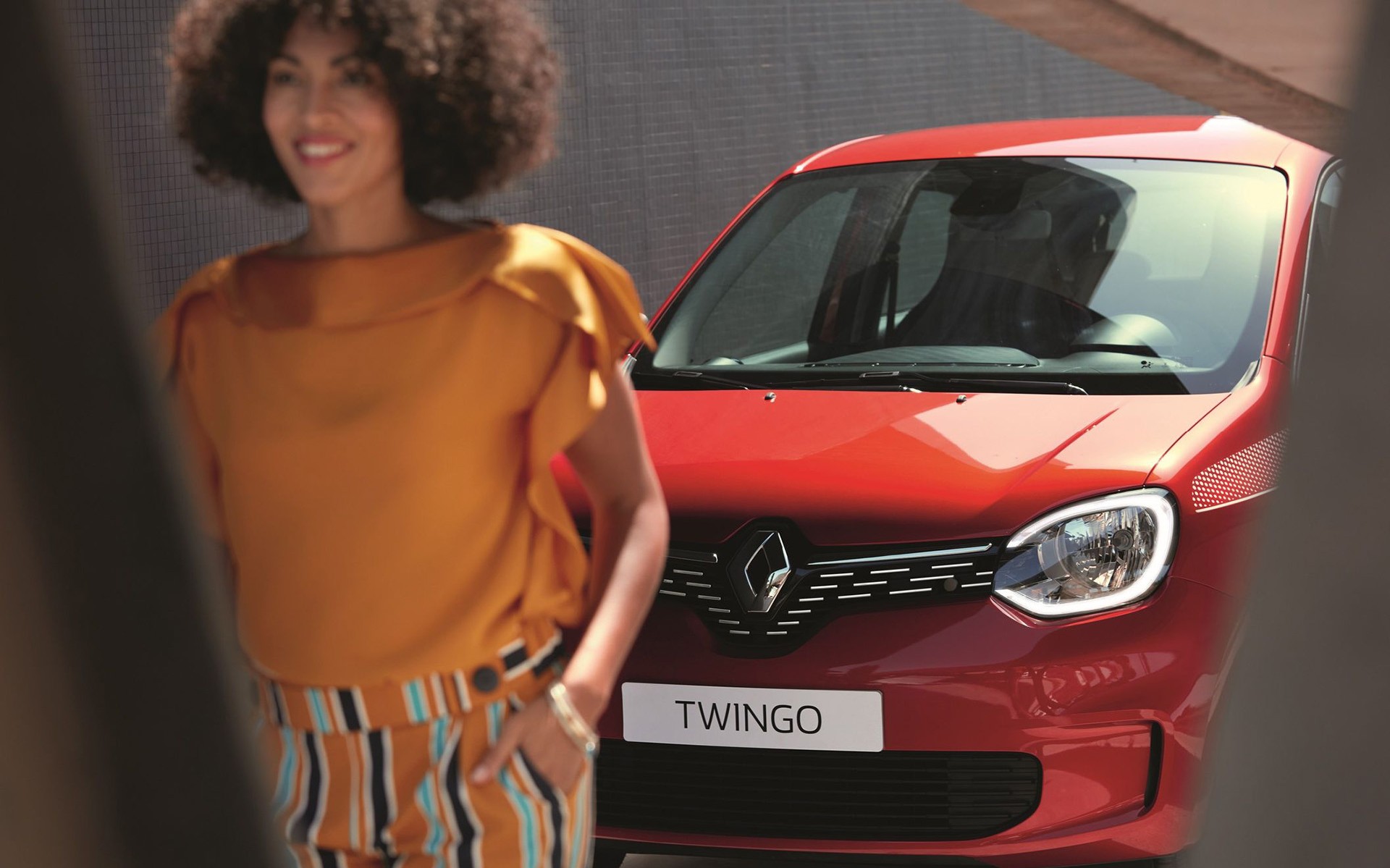 Το νέο Renault Twingo στη μάχη κατά του καρκίνου του μαστού