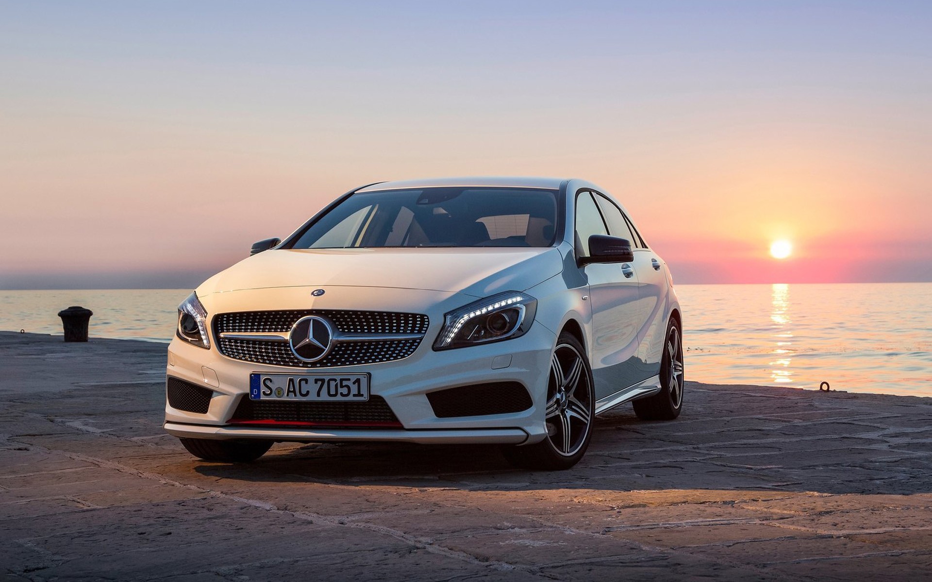 Ανάκληση Mercedes-Benz CLA και A-Class