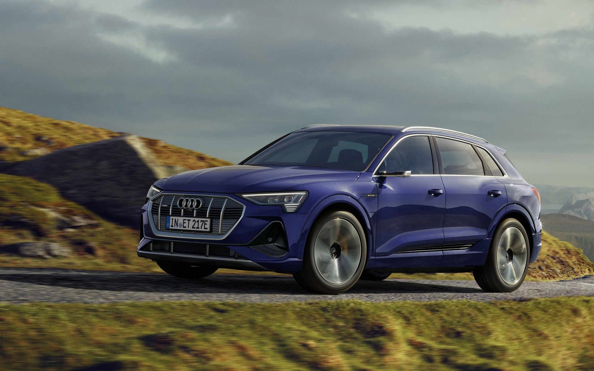 Επιπλέον αυτονομία για το ηλεκτρικό Audi e-tron