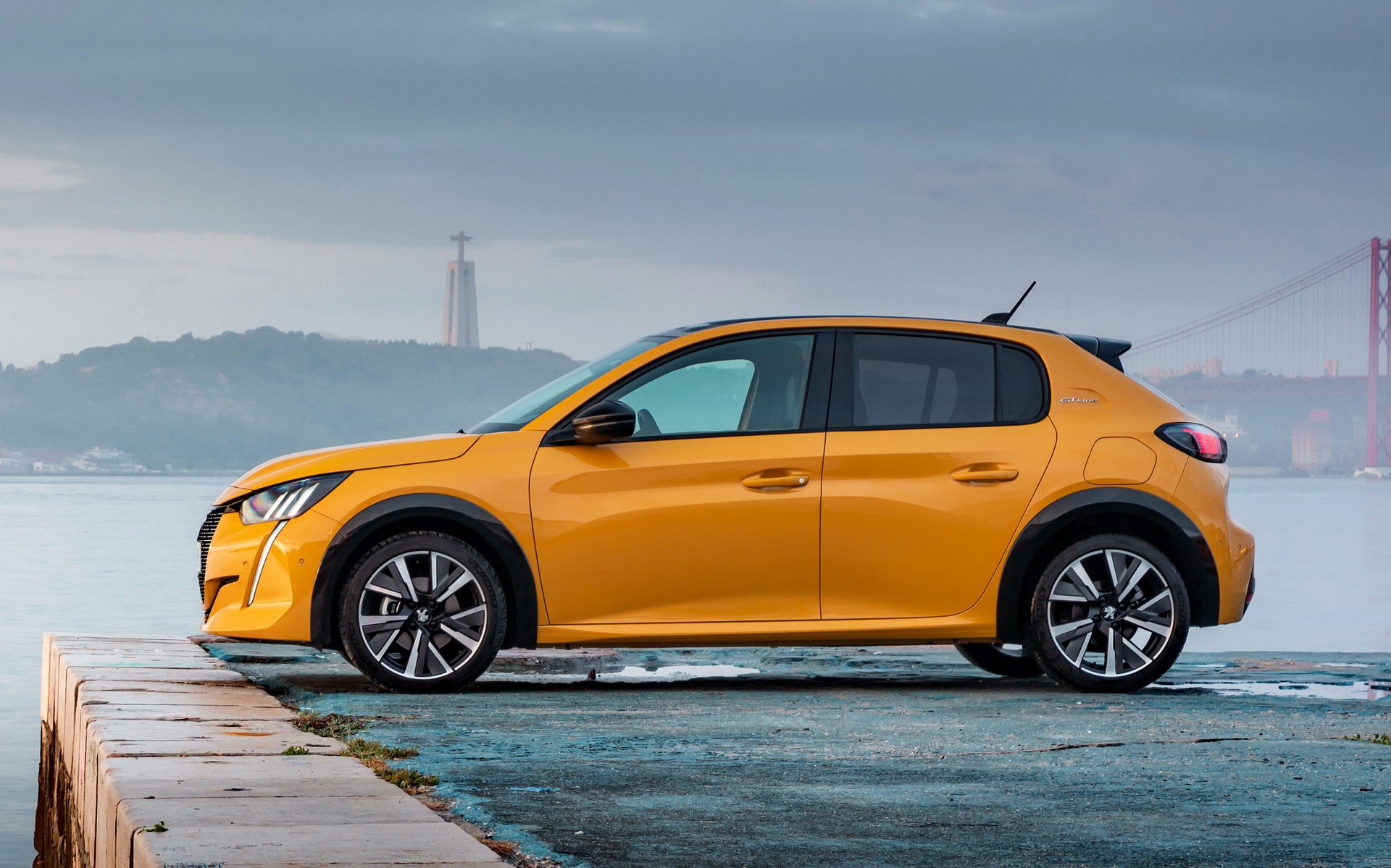 Γνωρίστε από κοντά το νέο Peugeot 208