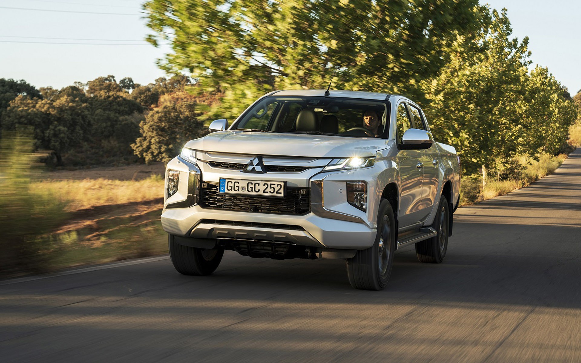 Τα συστήματα ασφαλείας του Mitsubishi L200