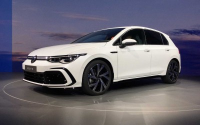 To νέο VW Golf R με 332 ίππους!