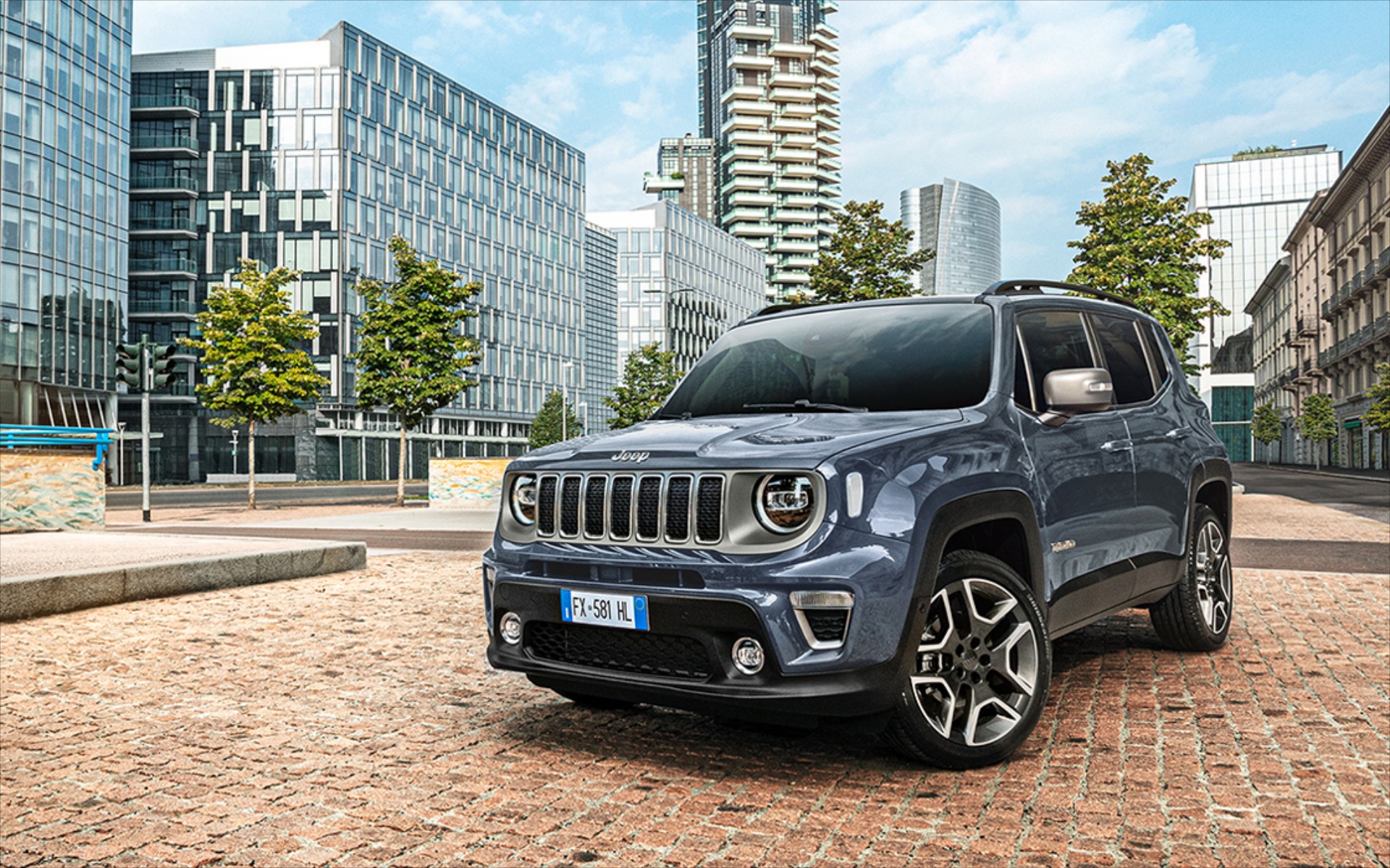 Στην Ελλάδα το ανανεωμένο Jeep Renegade (τιμές)