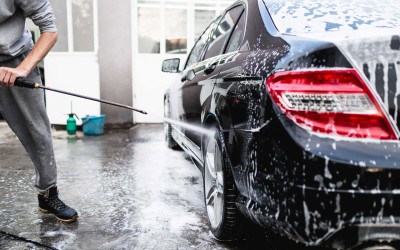 Κορονοϊός: Παραμένουν ανοικτά τα πλυντήρια αυτοκινήτων