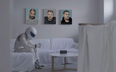 Και ο Stig του Top Gear μένει σπίτι (video)