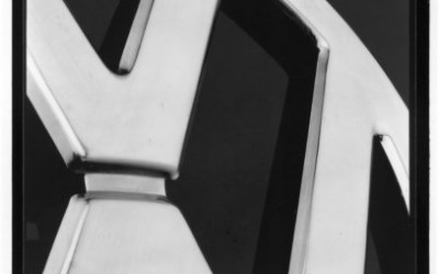 Άνοδο πωλήσεων βλέπει η VW για το 2011