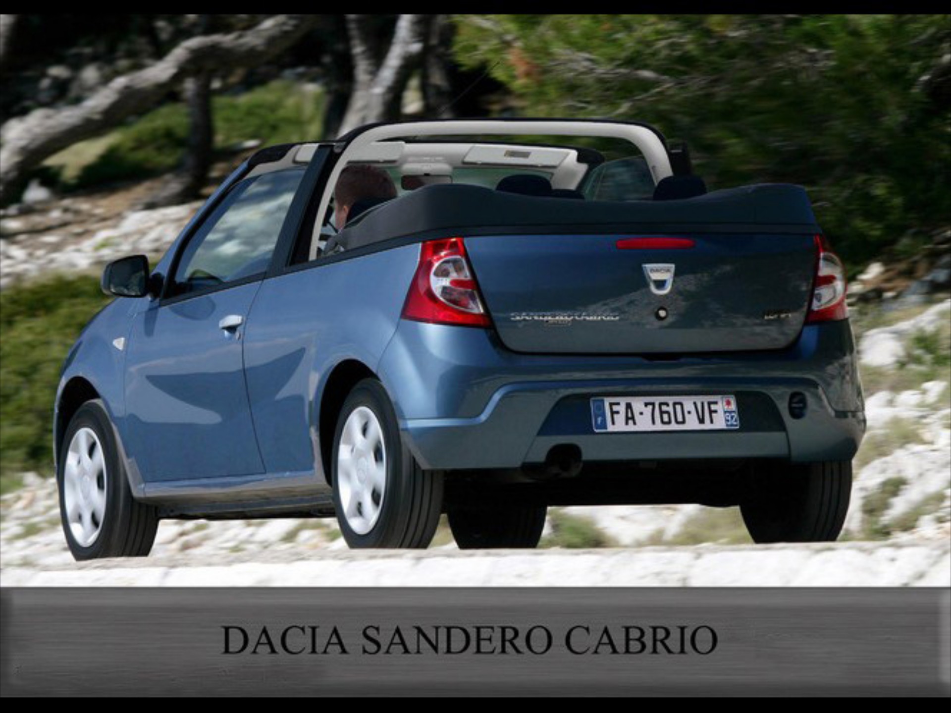 Dacia Sandero Cabriο;