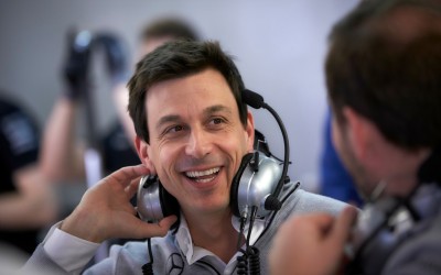 Toto Wolff: Το παιδί που μοίραζε κεριά στους δρόμους της Βιέννης σήμερα είναι ηγέτης στη Formula 1