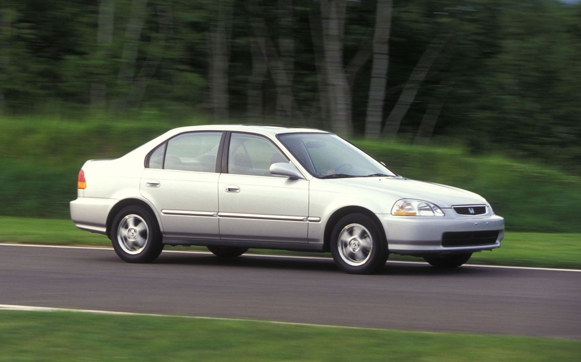 Ανάκληση Honda Civic και CR-V