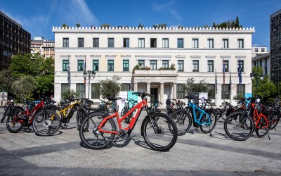 Ηλεκτρικά ποδήλατα από την Kosmocar