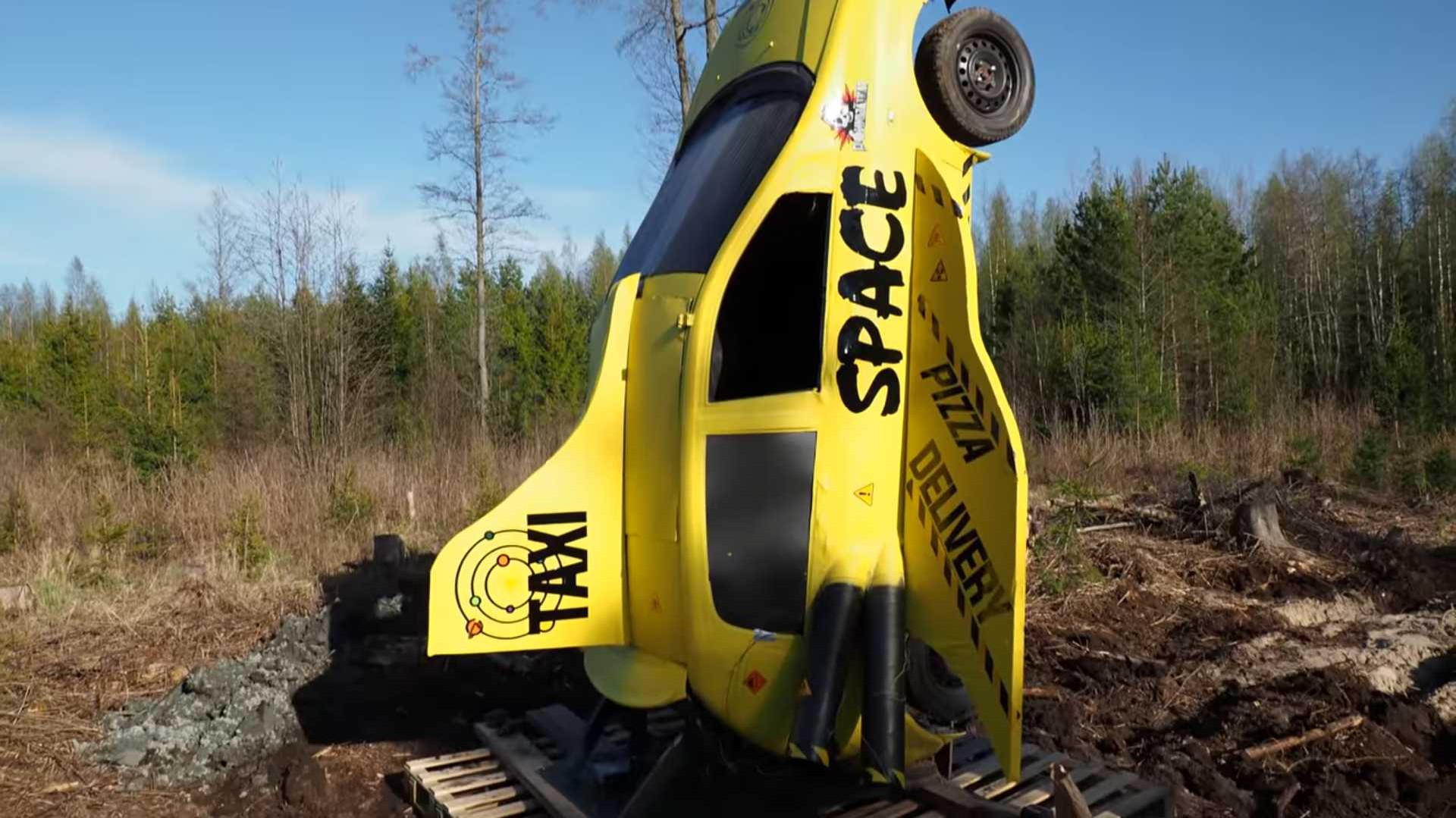 Video: Μπορεί ένα Getz να φτάσει στο διάστημα με 70 κιλά δυναμίτη;