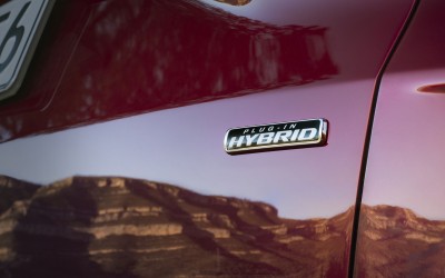 Γιατί δε δόθηκε επιδότηση και για plug-in υβριδικά ΙΧ;