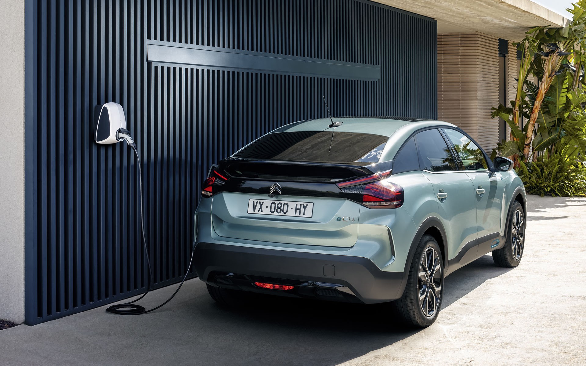 Δείτε τις τιμές για όλα τα ηλεκτρικά αυτοκίνητα με την επιδότηση