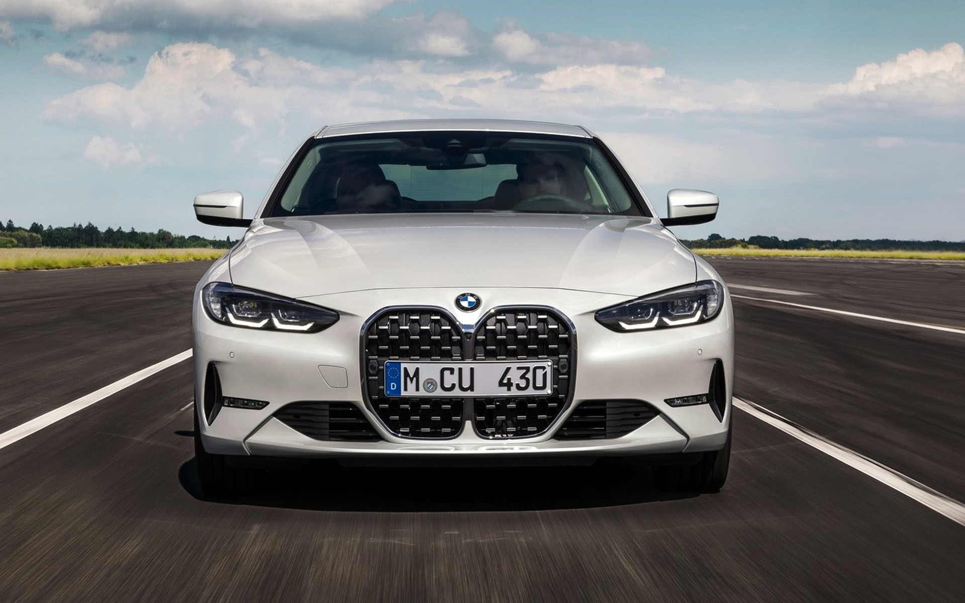 BMW 4 Coupe: Ο σχεδιαστής απαντάει στα σχόλια για τη μεγάλη μάσκα