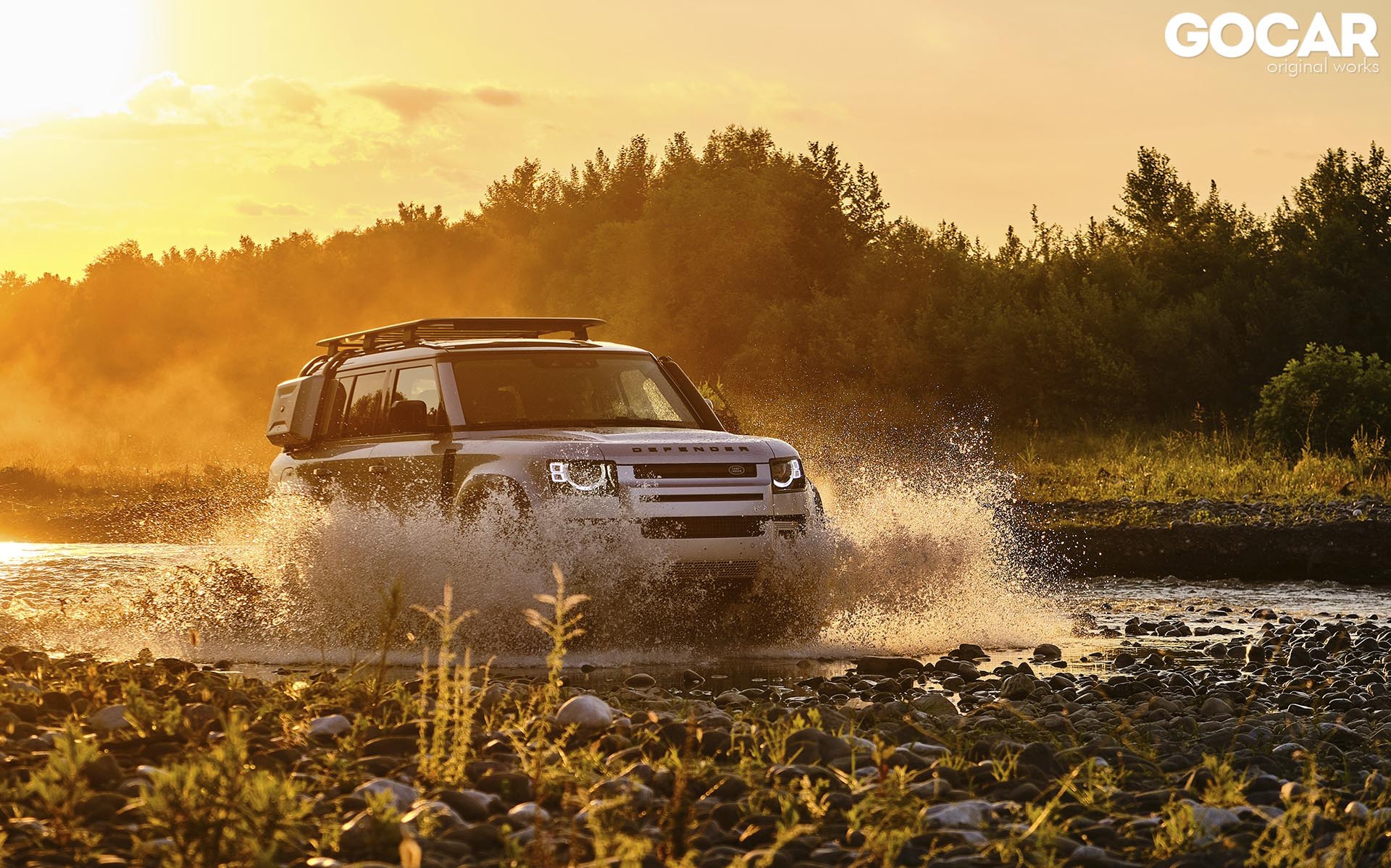 Land Rover Defender: 10 ιστορίες και άρθρα που αξίζει να διαβάσεις