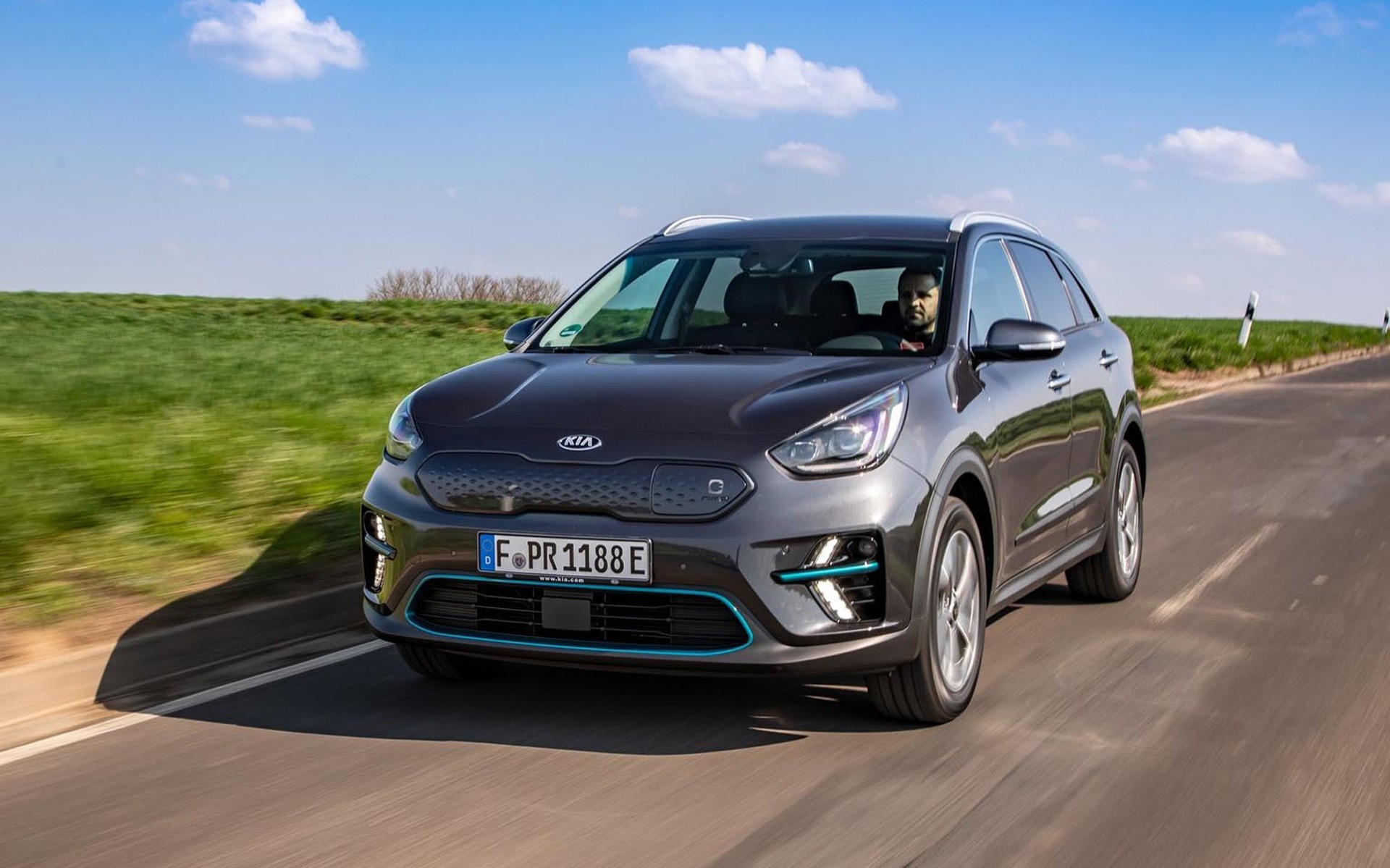 Ανακοινώθηκαν οι τιμές των ηλεκτρικών Kia e-Niro και e-Soul