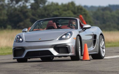 Μία 16χρονη σημείωσε Ρεκόρ Guinness για σλάλομ με την 718 Spyder [Video]