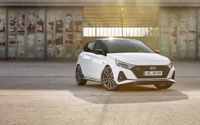Σούπερ εμφάνιση για το Hyundai i20 N Line – Πότε έρχεται στην Ελλάδα (video)