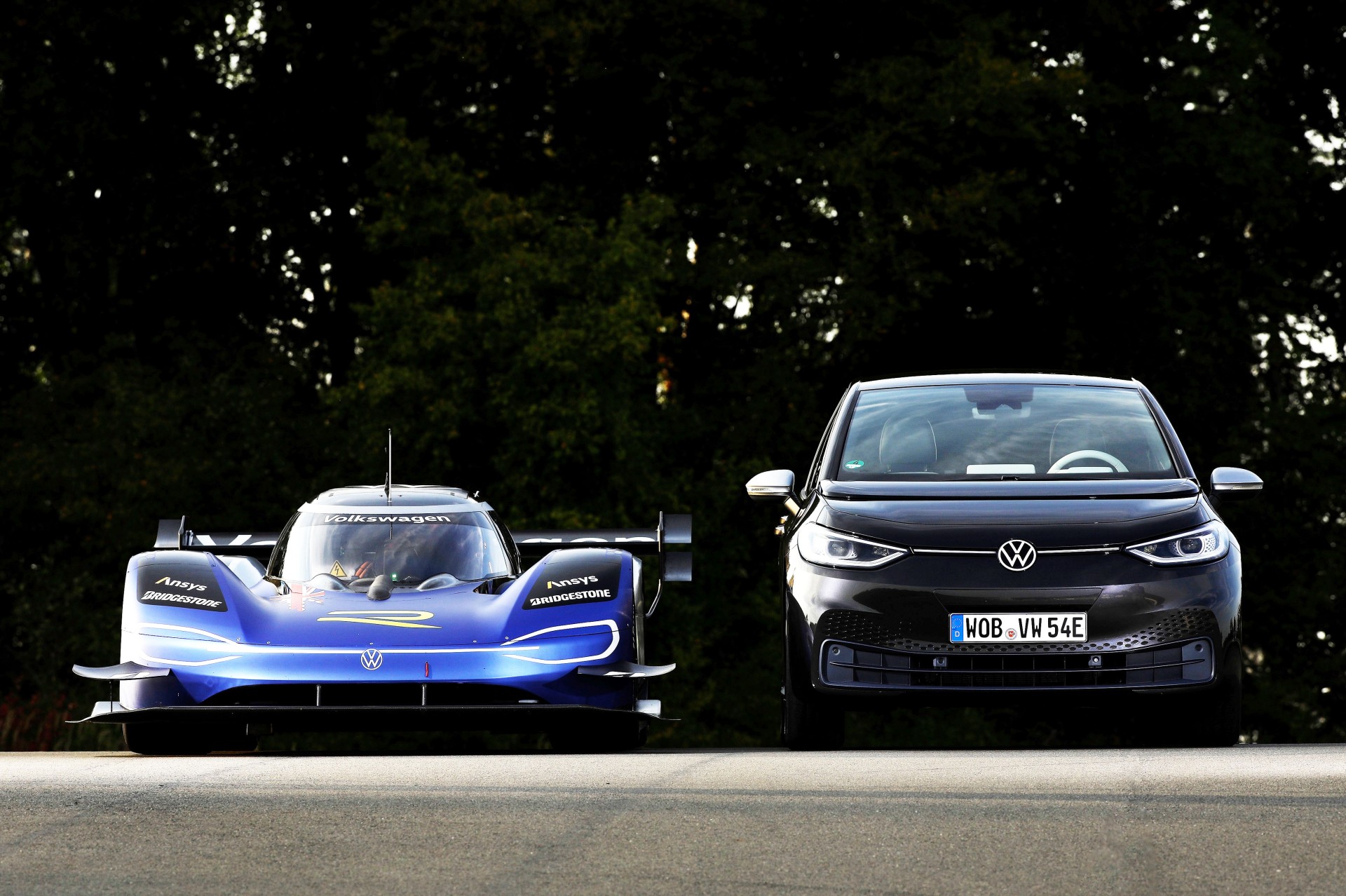 Πώς συνδέονται οι αγώνες και τα μοντέλα παραγωγής