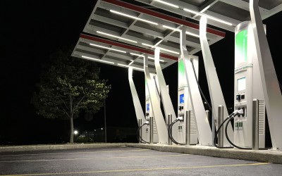 Ένα σημείο φόρτισης ανά 1.000 κατοίκους στους δήμους της χώρας