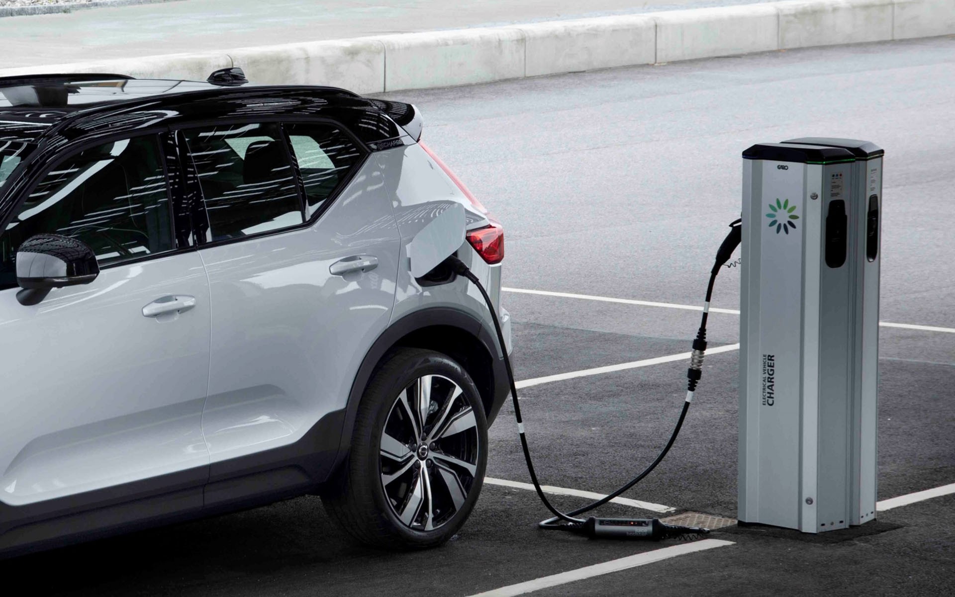 Πώς βλέπουν οι Ευρωπαίοι τα ηλεκτρικά αυτοκίνητα 