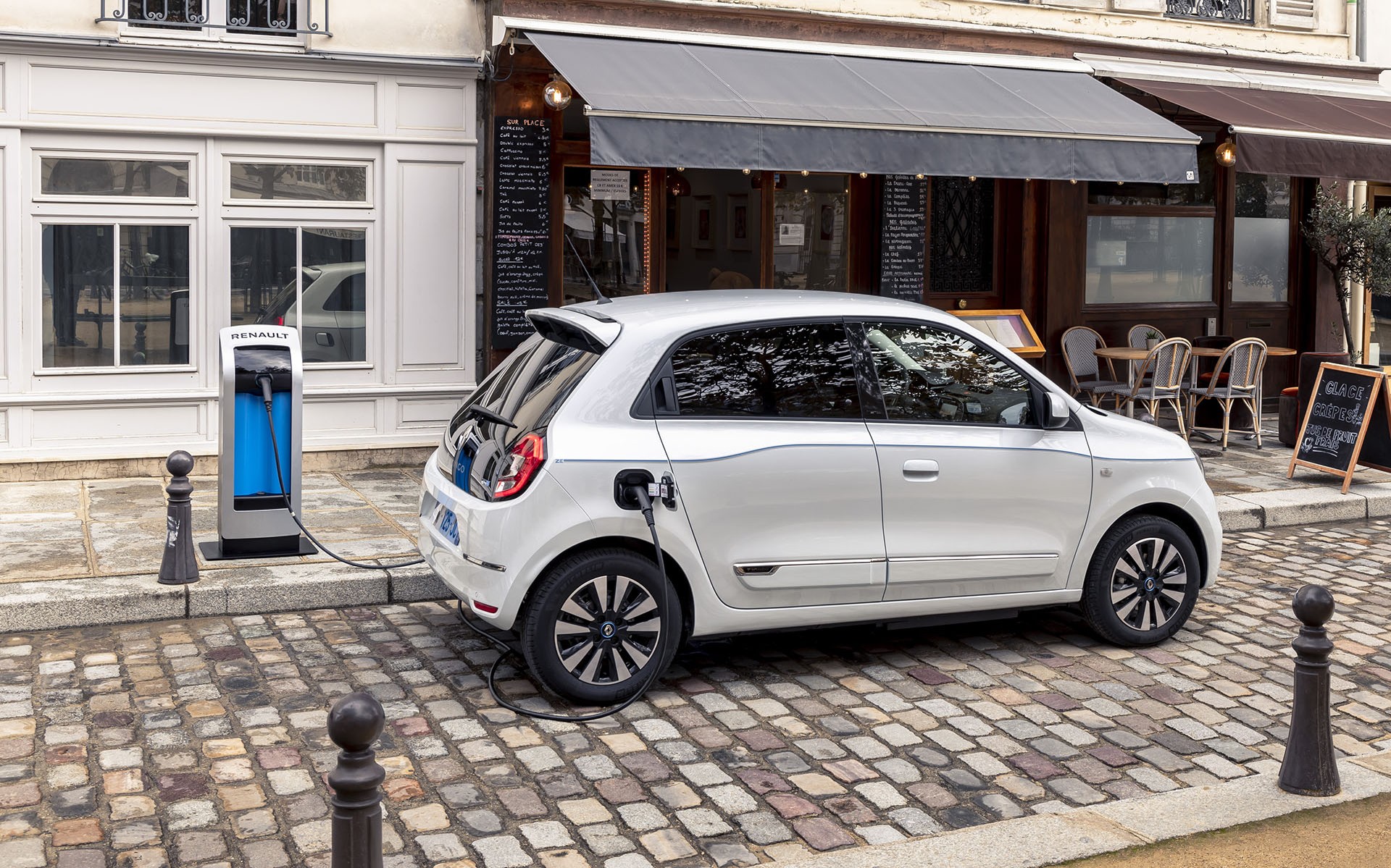 Μια βόλτα με το ηλεκτρικό Twingo (video)