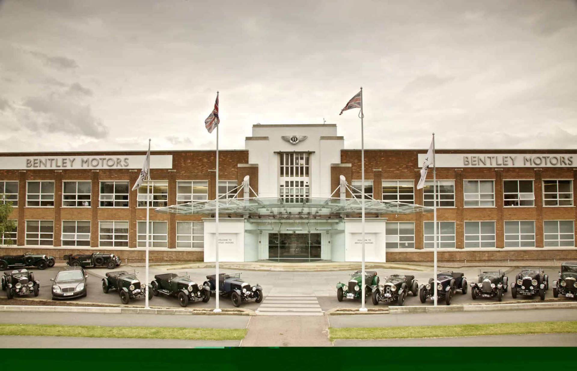 Η Bentley πιθανώς να τεθεί υπό την εποπτεία της Audi