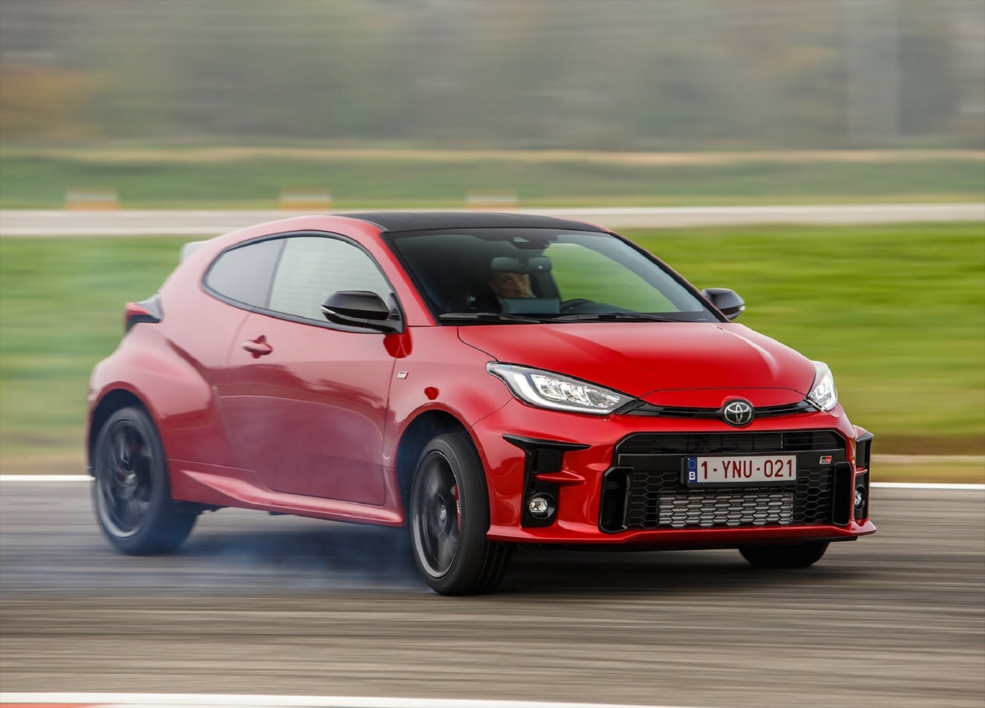 Το Toyota Yaris GR «γράφει» χρόνο στο Nurburgring (video)