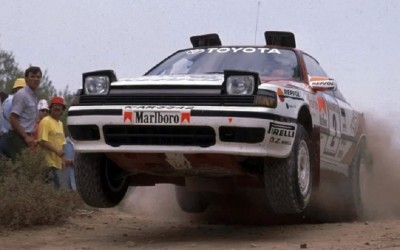 Video: Ράλλυ Ακρόπολις 1990 - Όταν ο τερματισμός ισοδυναμούσε με νίκη