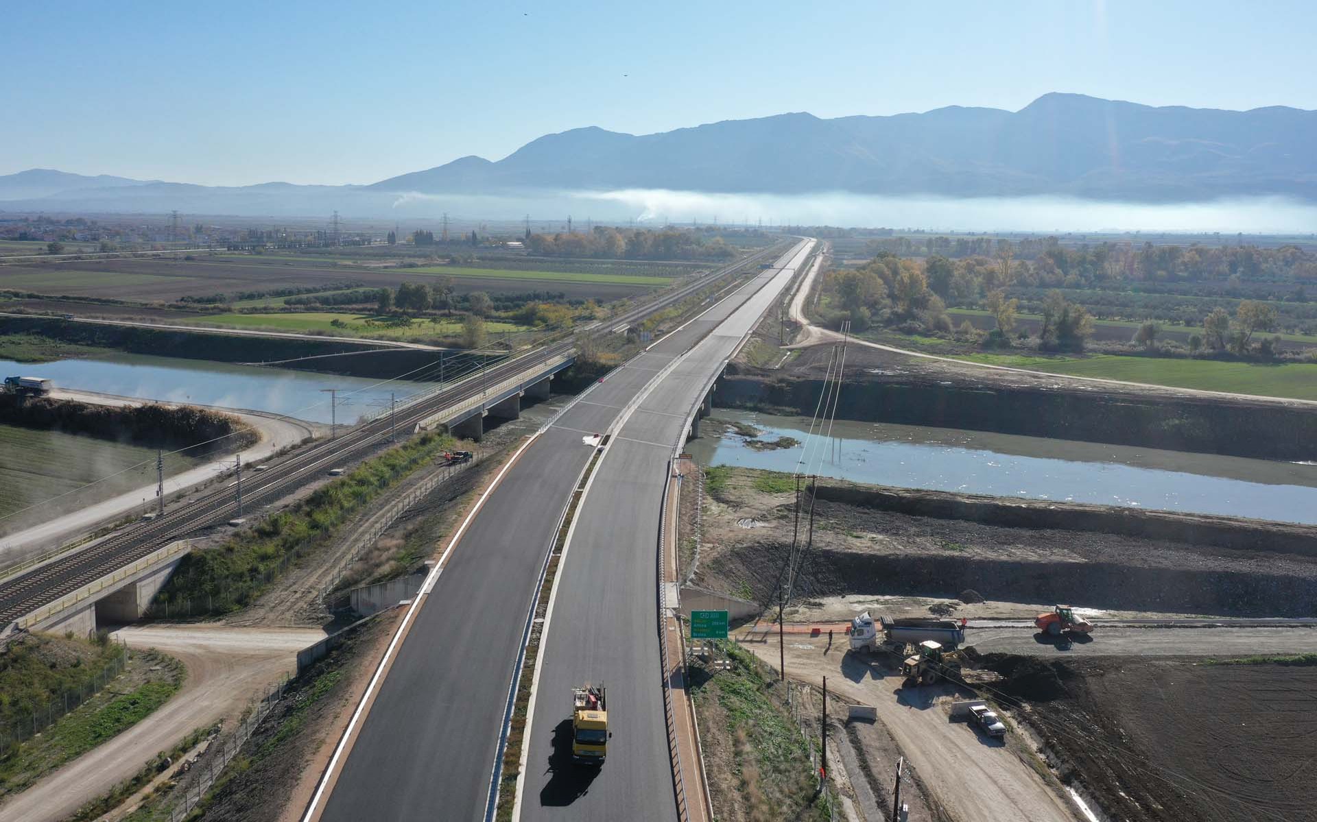 Video με πλάνα από drone: Πόσο έχει προχωρήσει ο αυτοκινητόδρομος Ε65 