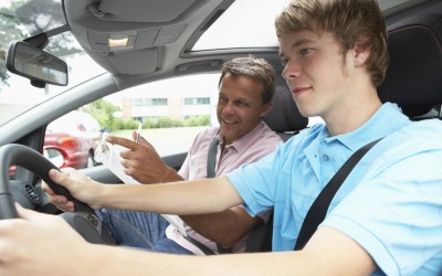 Απόφαση του ΣτΕ: Δεν μπορούν υπάλληλοι και συνταξιούχοι του Δημοσίου να είναι εκπαιδευτές οδήγησης