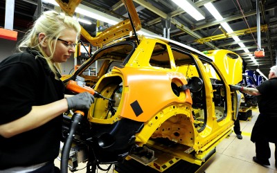 Brexit: Κατά 2.000 ευρώ θα ήταν ακριβότερα τα βρετανικά αυτοκίνητα χωρίς συμφωνία