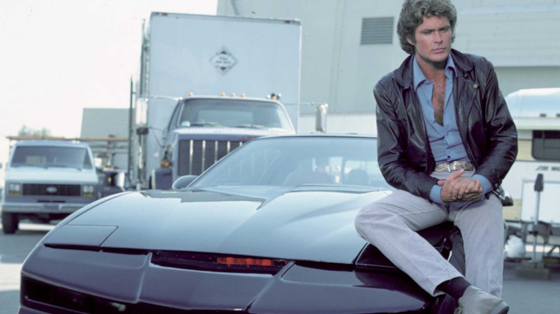 Πόσο λέτε να πουλάει ο David Hasselhoff τον KITT;