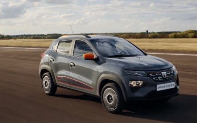 Ηλεκτρικό Dacia Spring: Επιβατικό, επαγγελματικό και σε κοινή χρήση (video)
