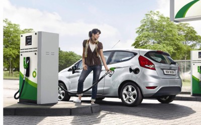 Ξεπέρασε τα 1,70 € η αμόλυβδη σε τουριστικές περιοχές