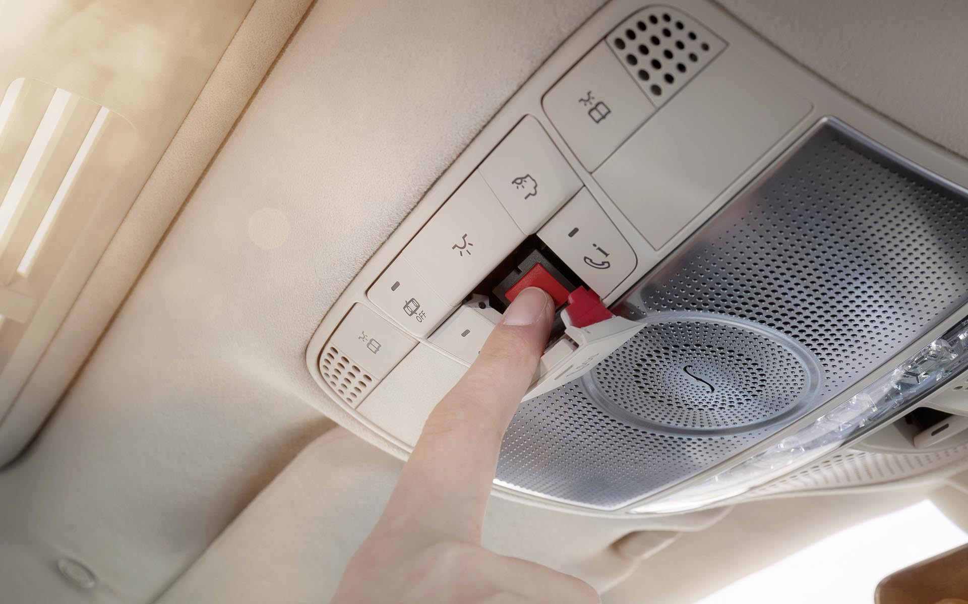 To ecall στα αυτοκίνητα συνδέεται αυτόματα με τον αριθμό 112