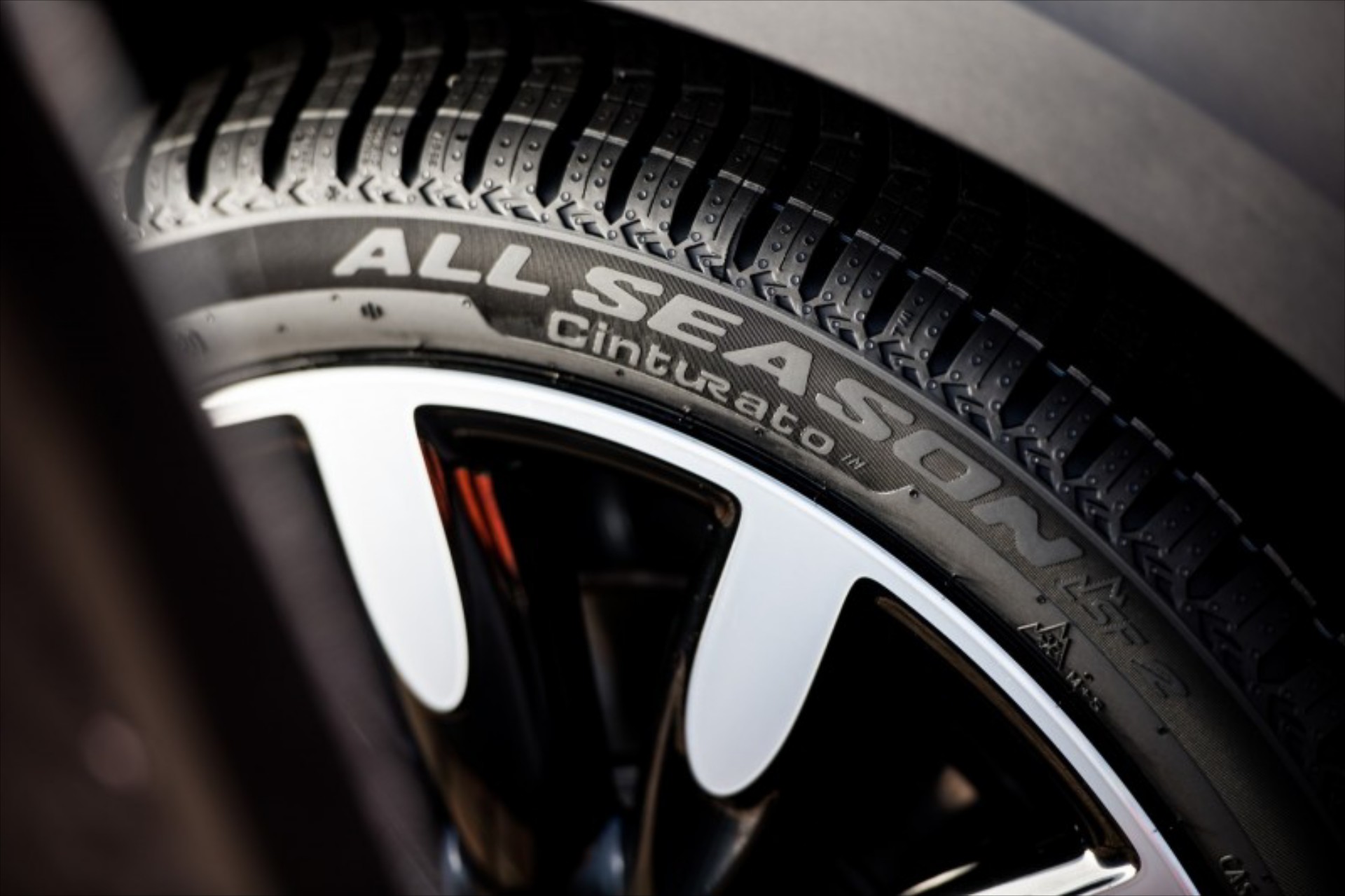 Νέο all season ελαστικό από την Pirelli [Video]