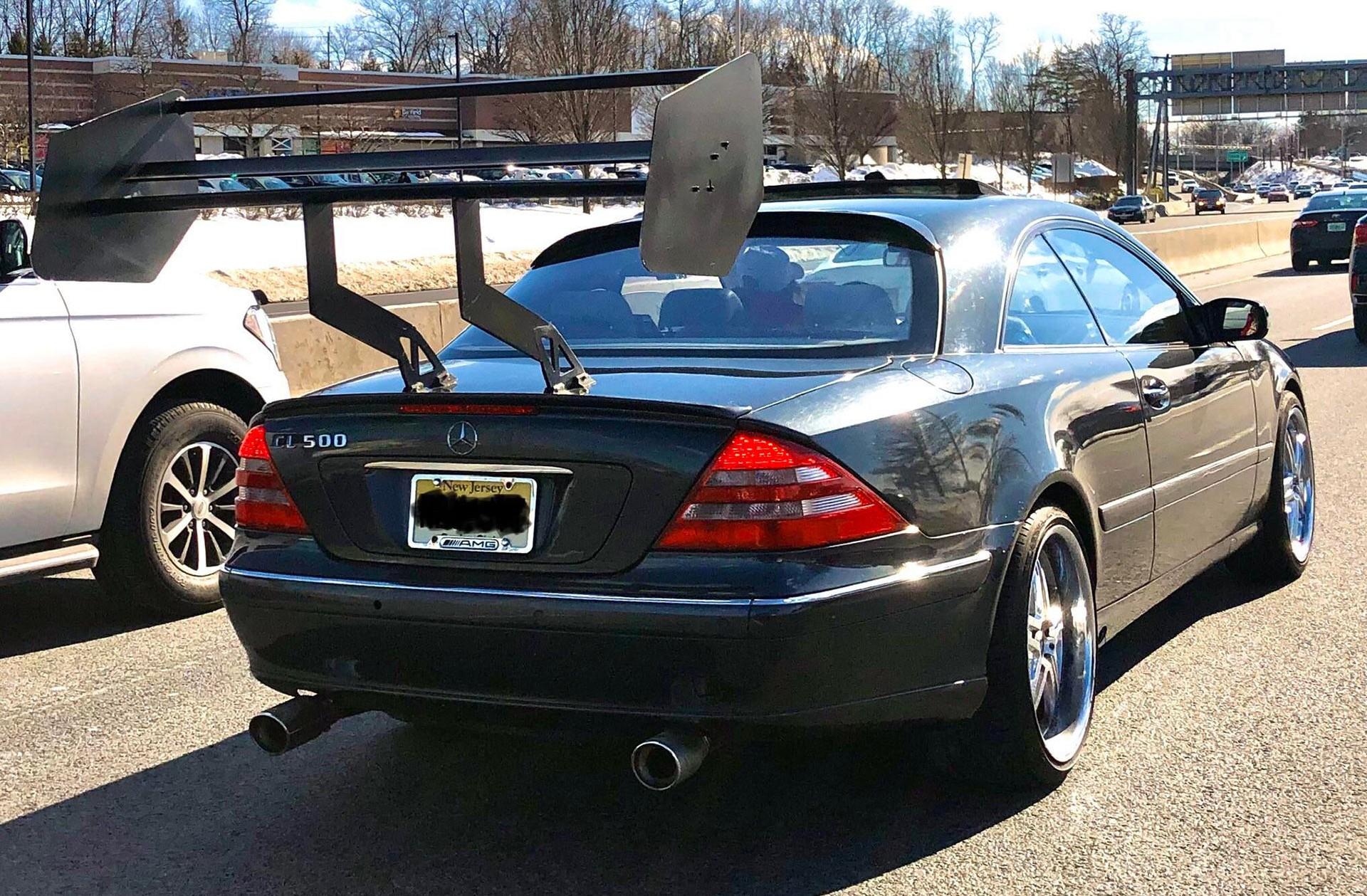 Μία Mercedes-Benz με αεροτομή μεγαλύτερη από McLaren Senna