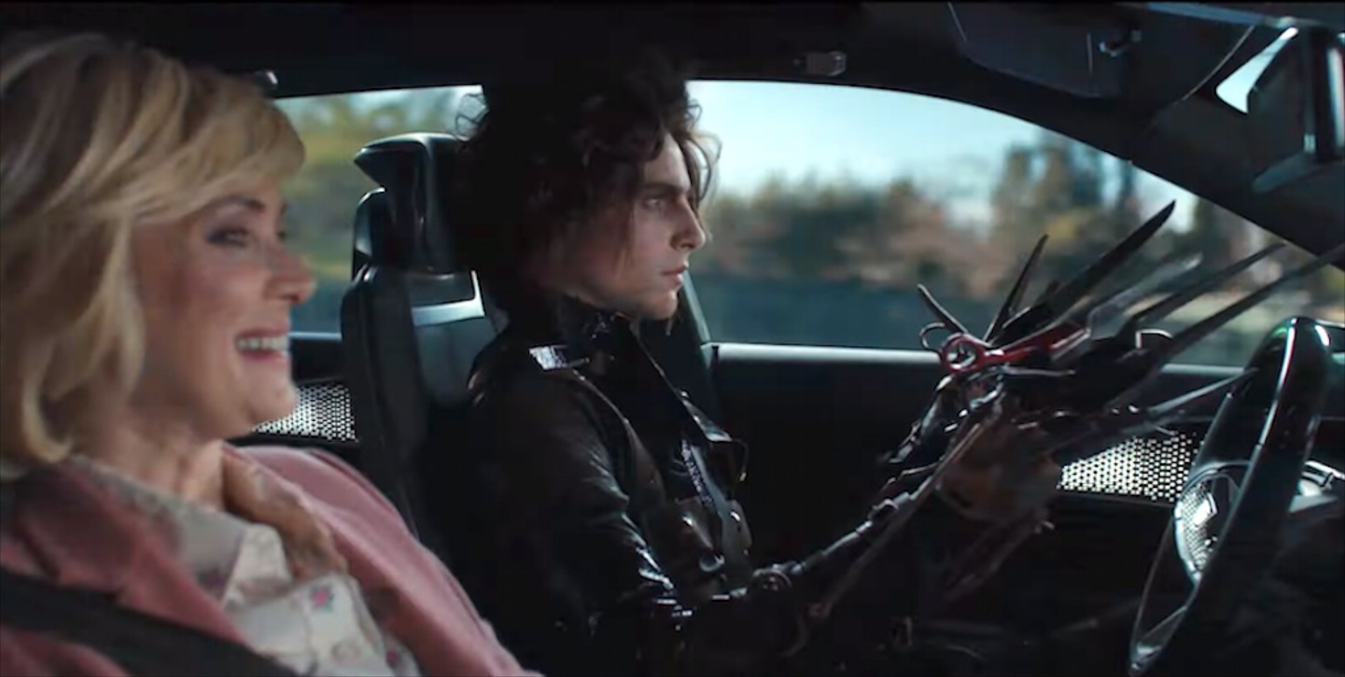 Το διαφημιστικό του Super Bowl, η Cadillac και ο Ψαλιδοχέρης [Video]
